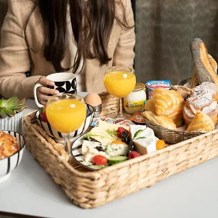 Du Mont Dore Batignolles Hotel Parigi
