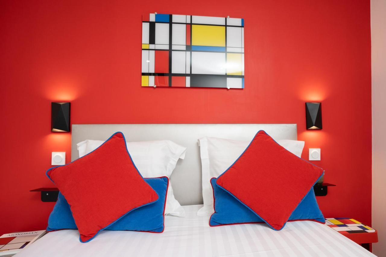 Hotel Du Mont Dore Batignolles 3*