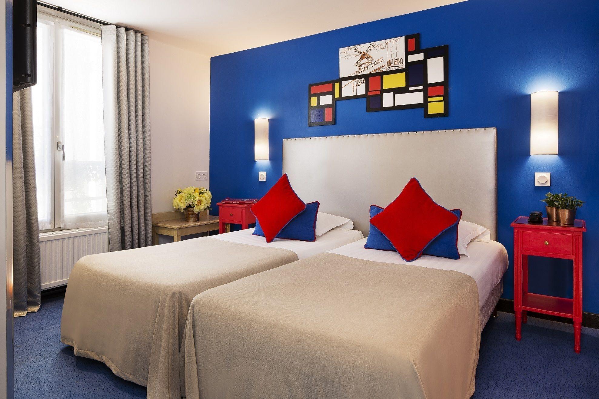Hotel Du Mont Dore Batignolles 3*