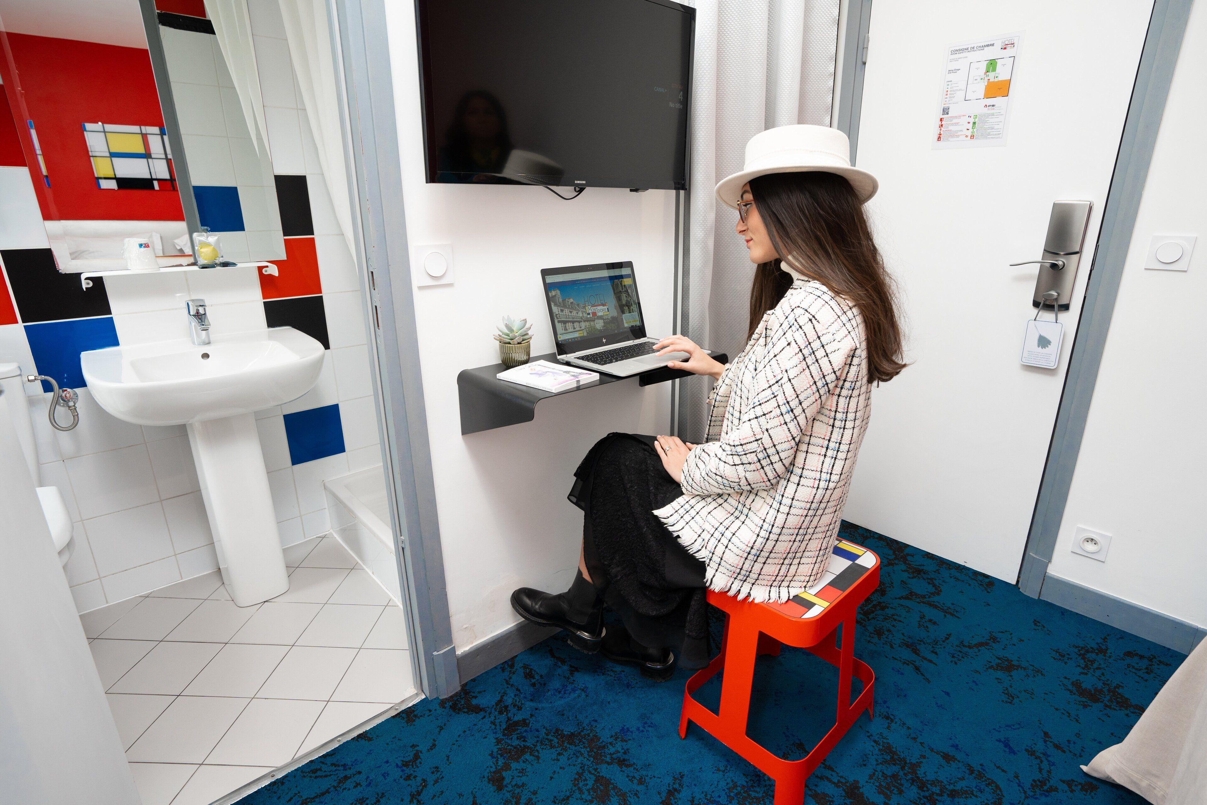 Du Mont Dore Batignolles 3*