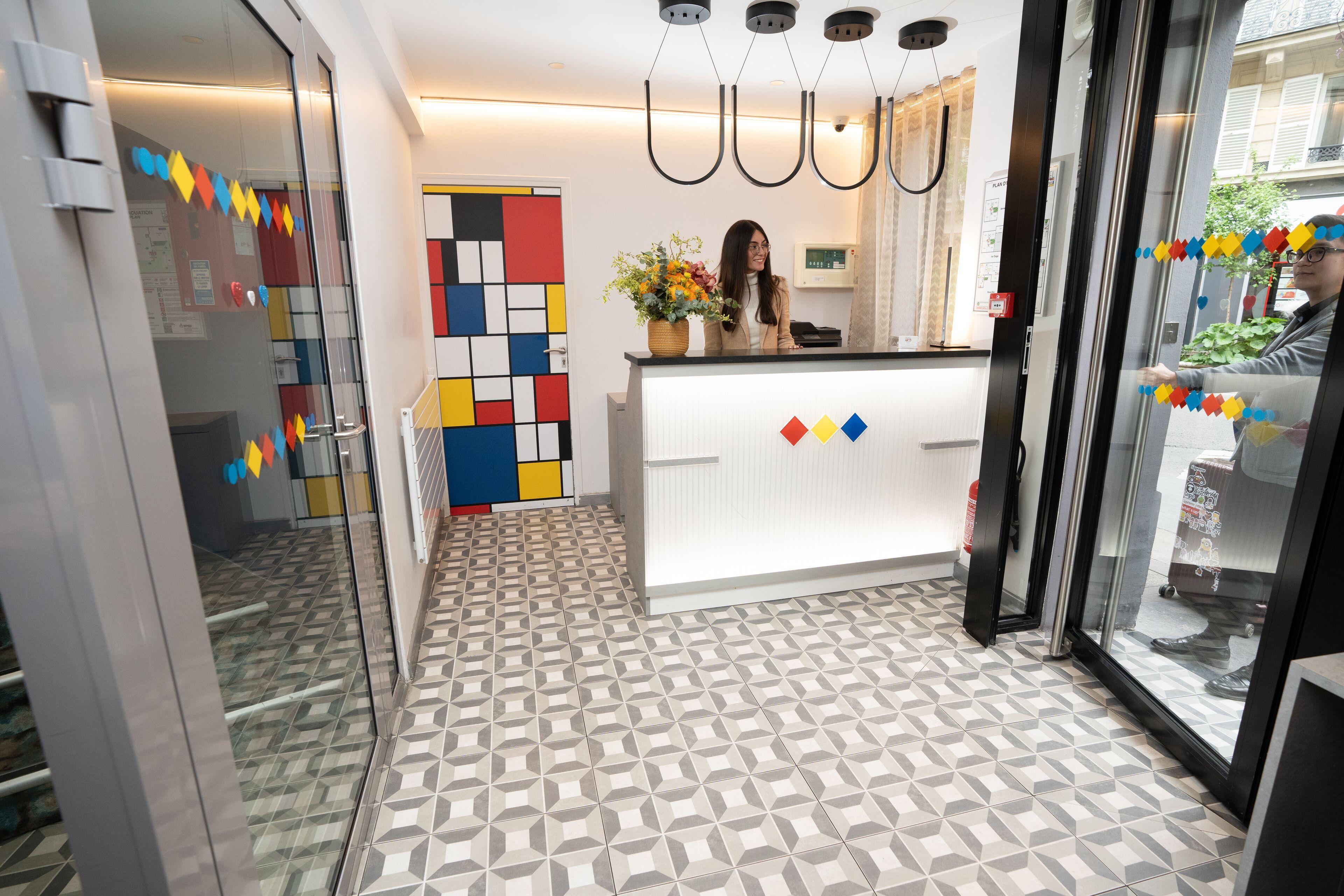 Hotel Du Mont Dore Batignolles