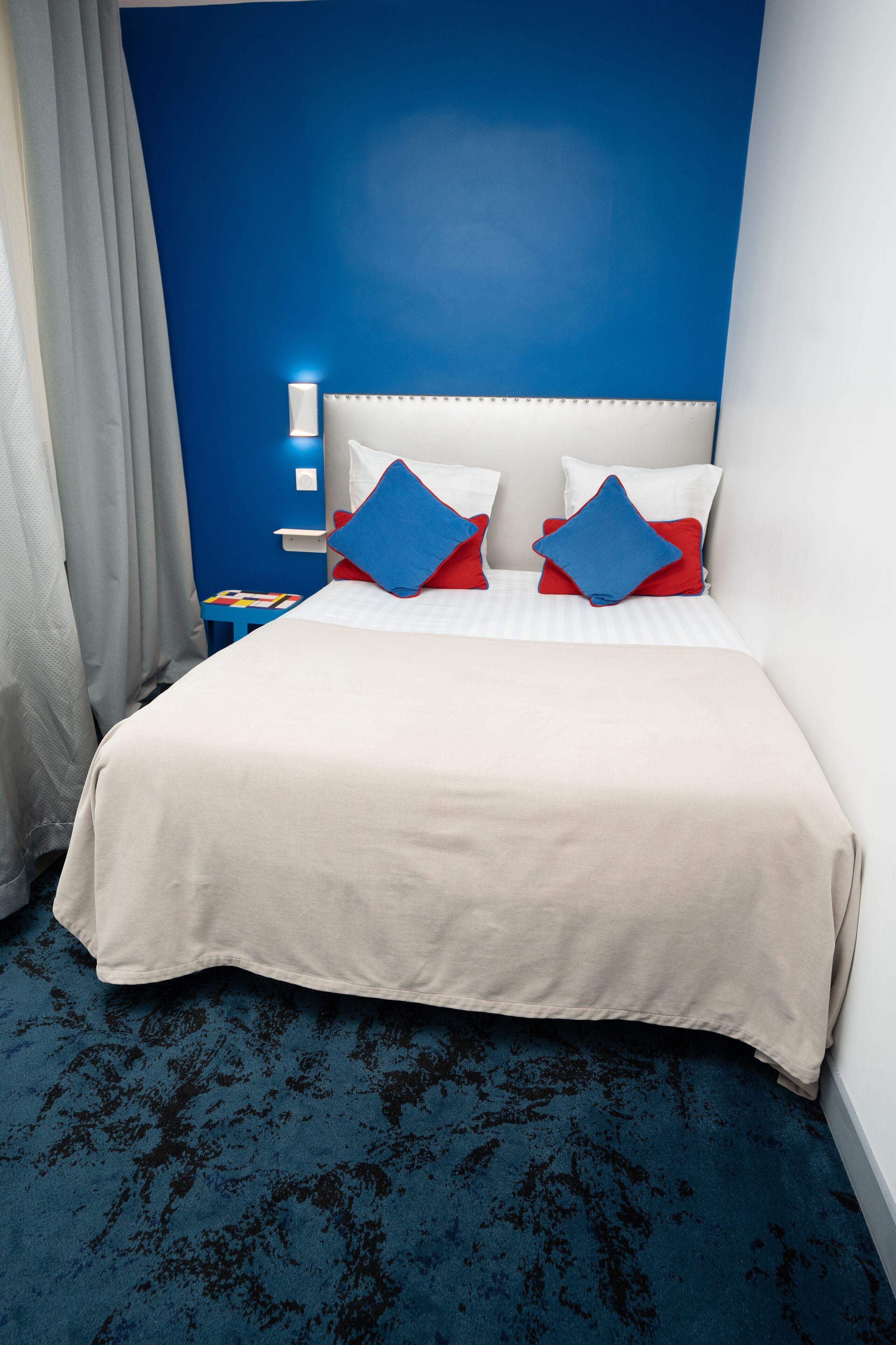 Du Mont Dore Batignolles Paris